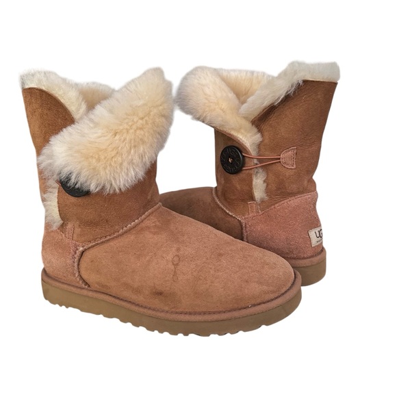 UGG Bailey Button II Sheepskin Lined Shearling Chestnut Suede Boots Women’s 8 - Picture 2 of 16